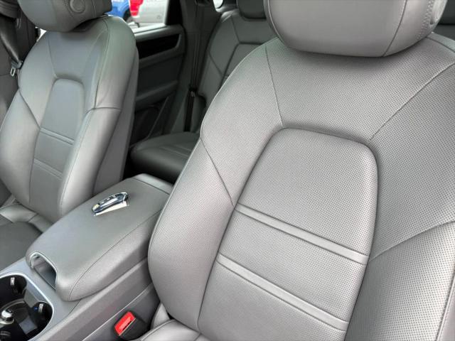2019 Porsche Cayenne Base