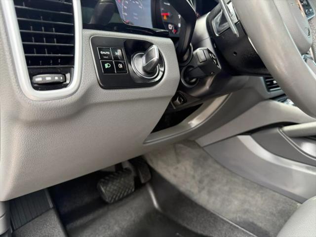 2019 Porsche Cayenne Base
