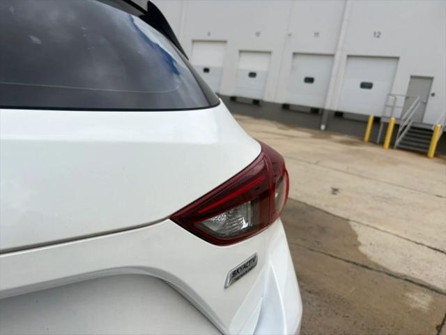 2016 Mazda Mazda3 i Touring