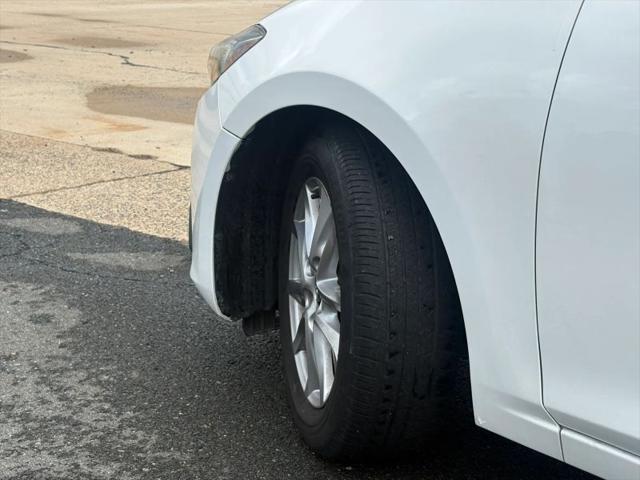 2016 Mazda Mazda3 i Touring