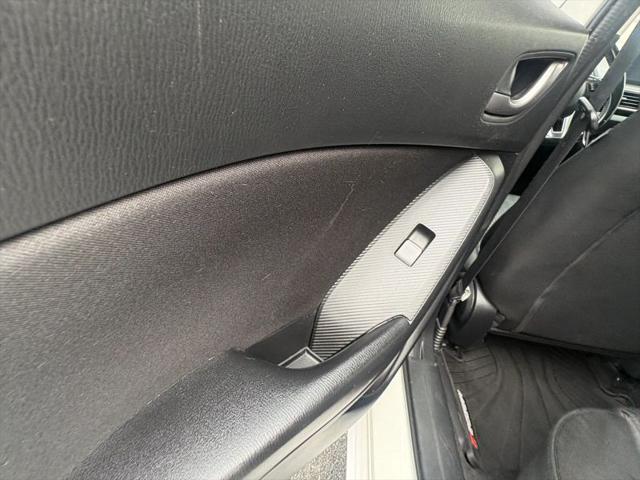 2016 Mazda Mazda3 i Touring