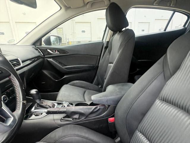 2016 Mazda Mazda3 i Touring