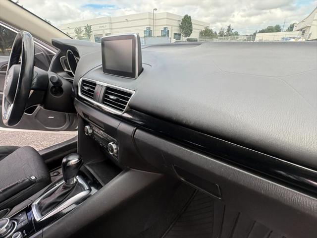 2016 Mazda Mazda3 i Touring