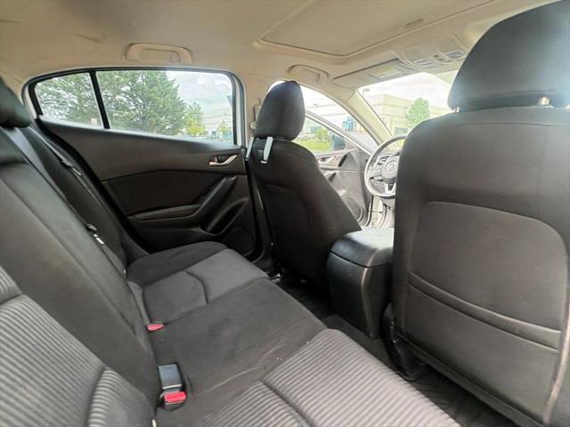 2016 Mazda Mazda3 i Touring