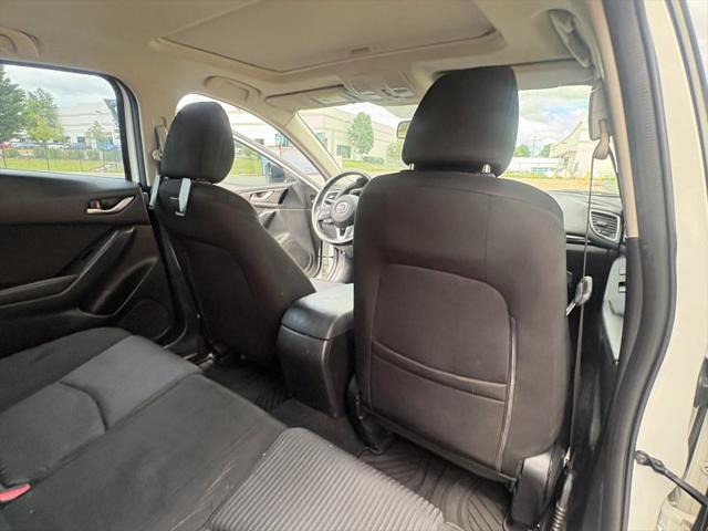 2016 Mazda Mazda3 i Touring