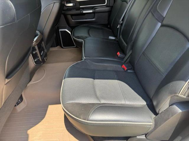 2019 Ram 3500 Laramie Crew Cab 4x4 64 Box