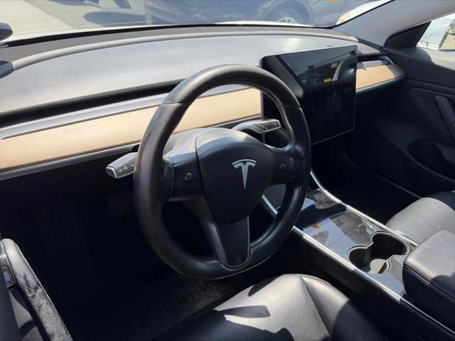 2019 Tesla Model 3 Mid Range