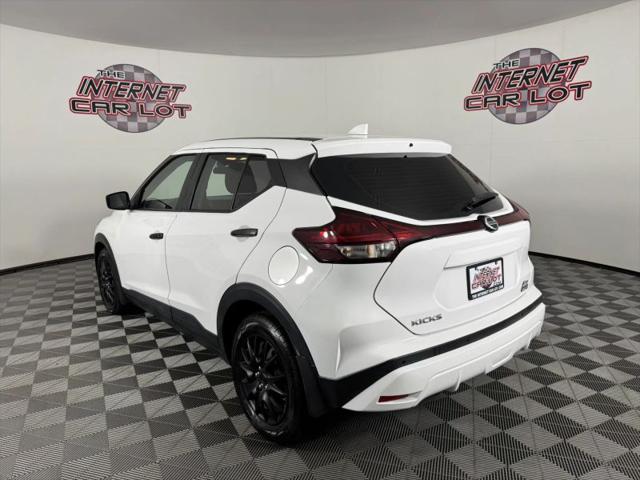 2021 Nissan Kicks S Xtronic CVT