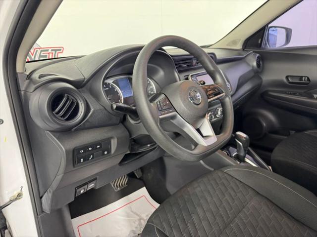 2021 Nissan Kicks S Xtronic CVT