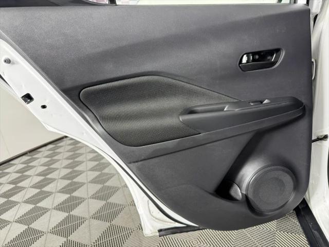 2021 Nissan Kicks S Xtronic CVT