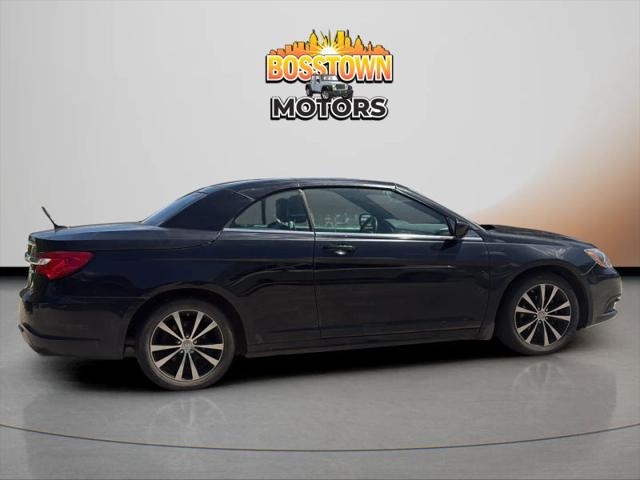2013 Chrysler 200 S