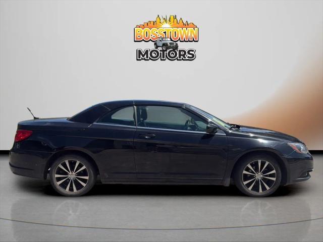 2013 Chrysler 200 S