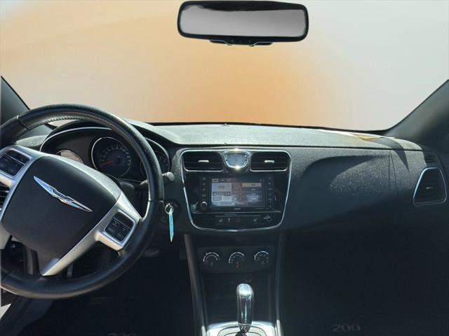 2013 Chrysler 200 S