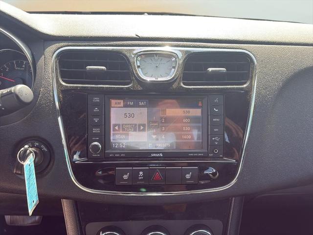 2013 Chrysler 200 S