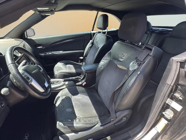 2013 Chrysler 200 S