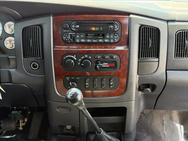 2003 Dodge Ram 3500 SLT/Laramie