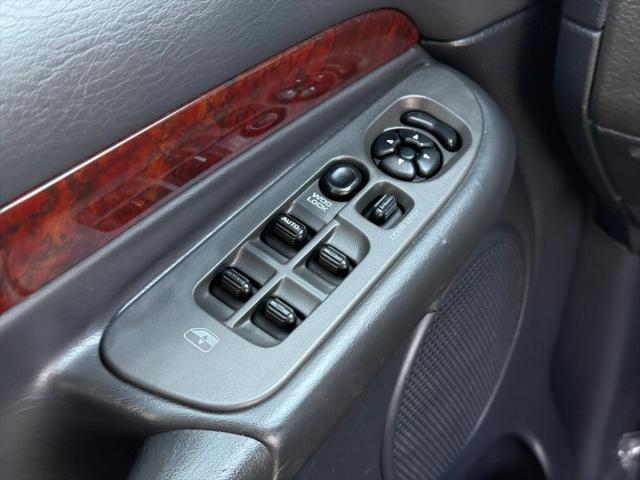 2003 Dodge Ram 3500 SLT/Laramie