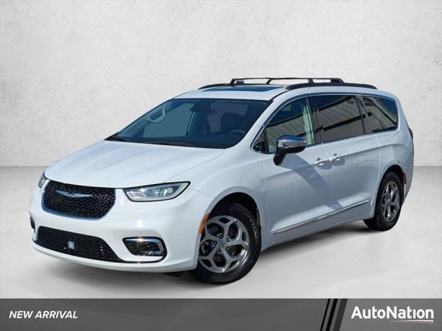 2023 Chrysler Pacifica Limited for sale in Columbus, GA