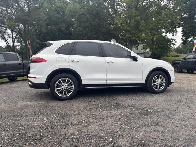 2016 Porsche Cayenne Base