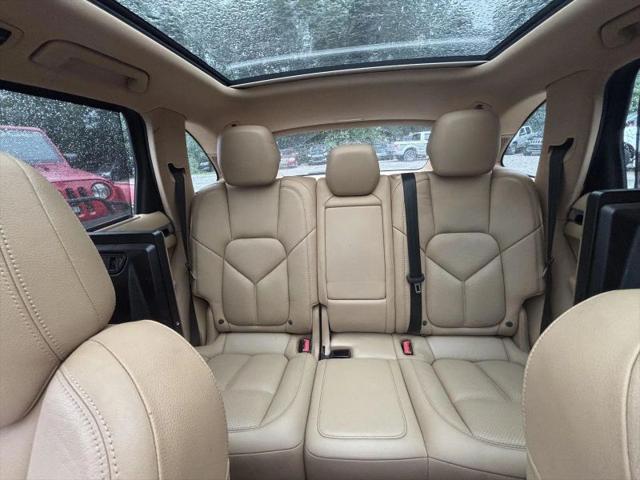 2016 Porsche Cayenne Base