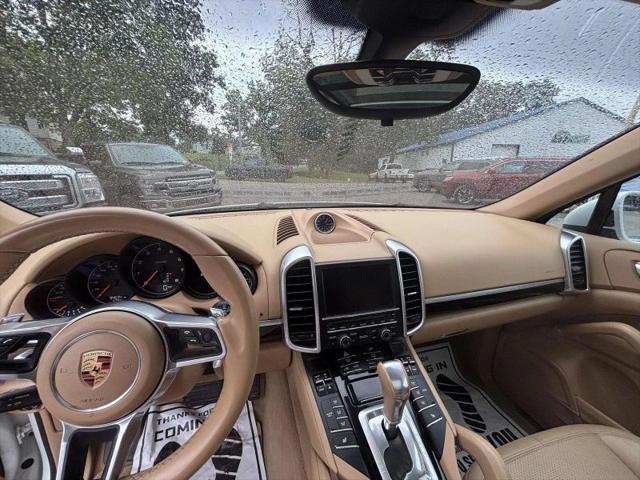 2016 Porsche Cayenne Base