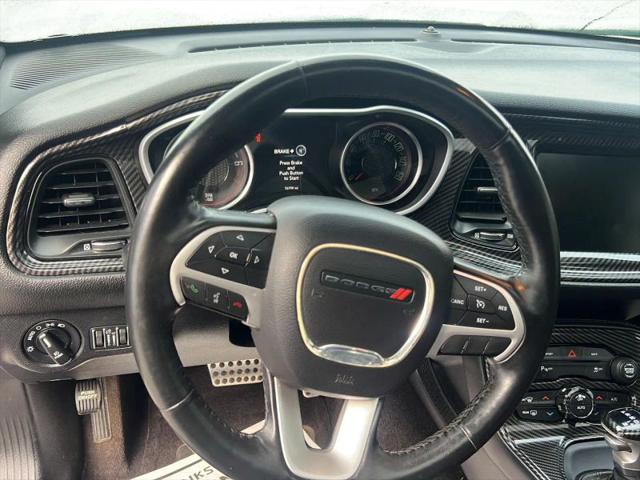 2016 Dodge Challenger SXT Plus