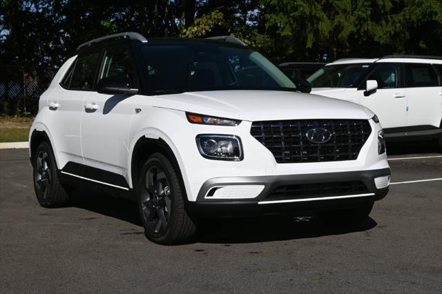2026 Hyundai Venue SEL w/Two-Tone Roof for sale in Boardman, OH