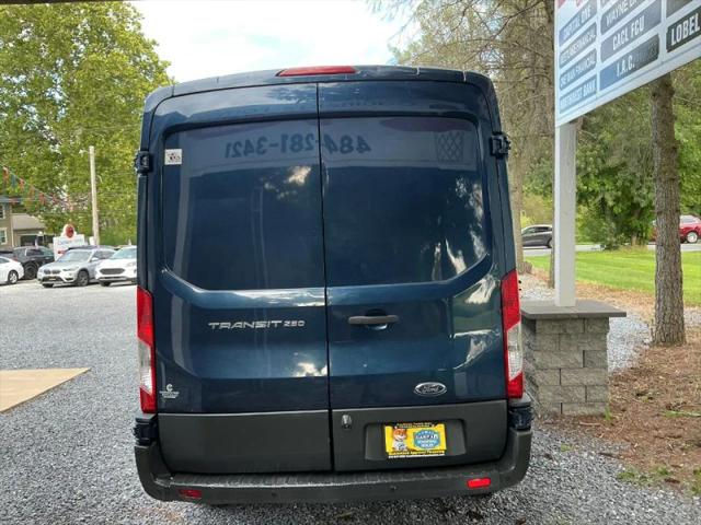 2017 Ford Transit Medium Roof w/Sliding Side Door w/RWB