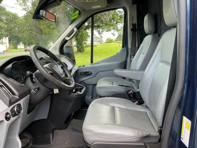 2017 Ford Transit Medium Roof w/Sliding Side Door w/RWB