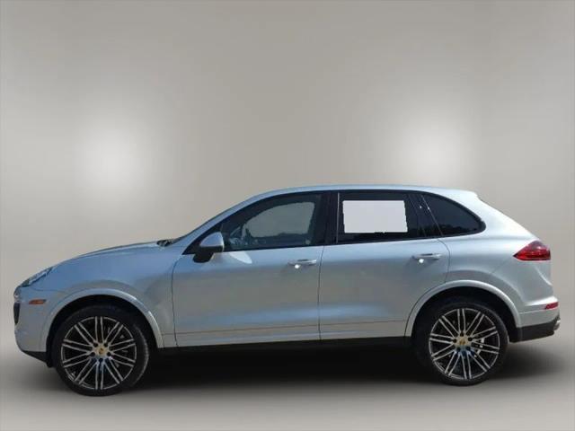 2017 Porsche Cayenne Platinum Edition