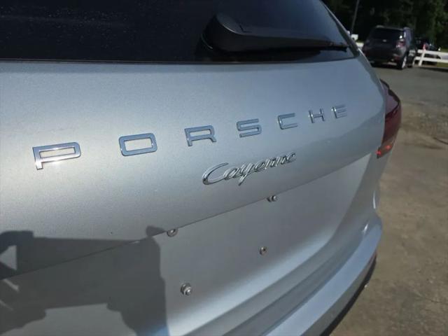 2017 Porsche Cayenne Platinum Edition