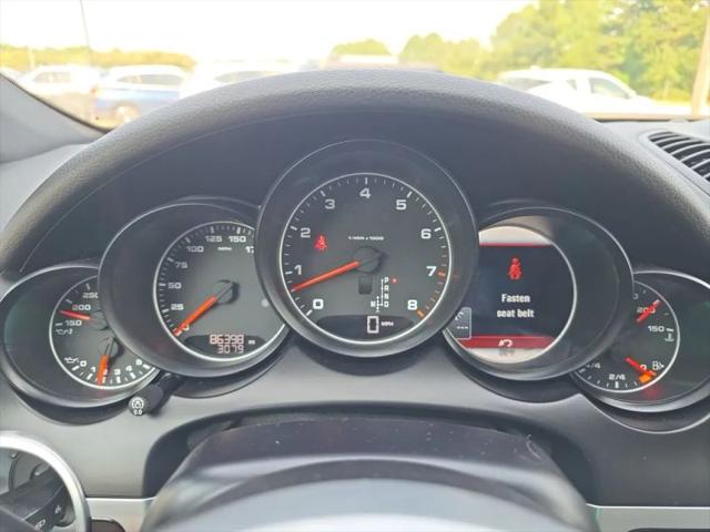 2017 Porsche Cayenne Platinum Edition