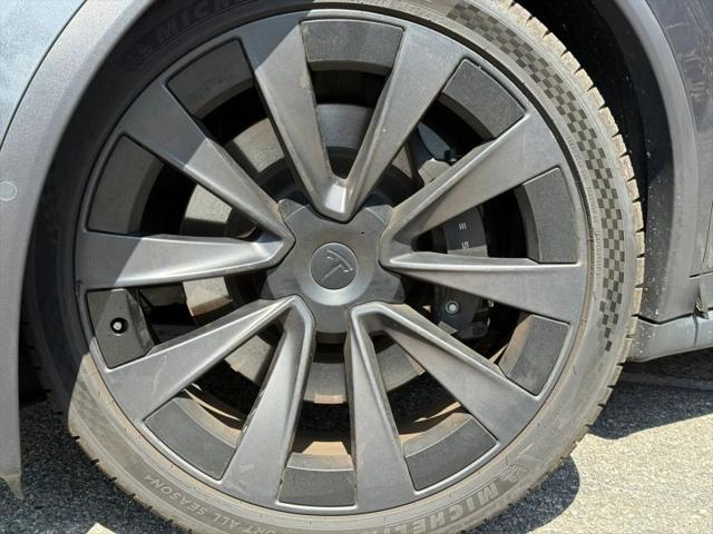 2022 Tesla Model X Dual Motor All-Wheel Drive