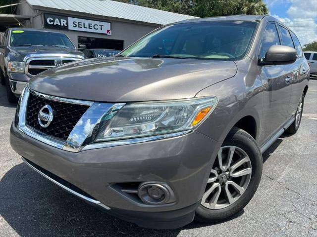 2014 Nissan Pathfinder S for sale in Tampa, FL