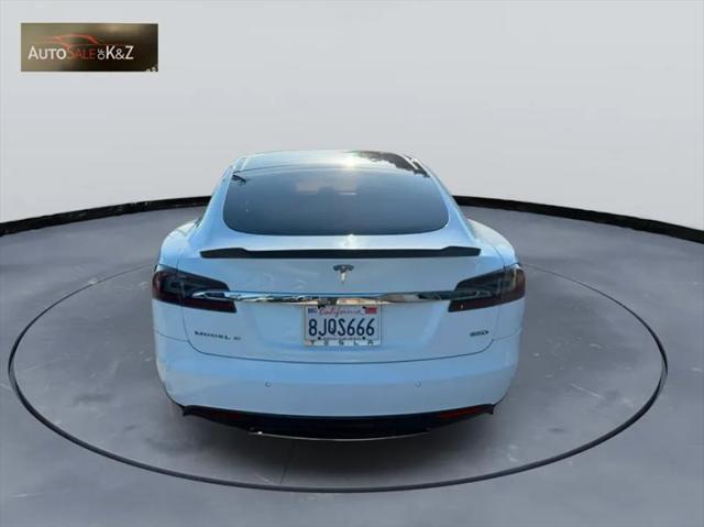 2015 Tesla Model S 85D