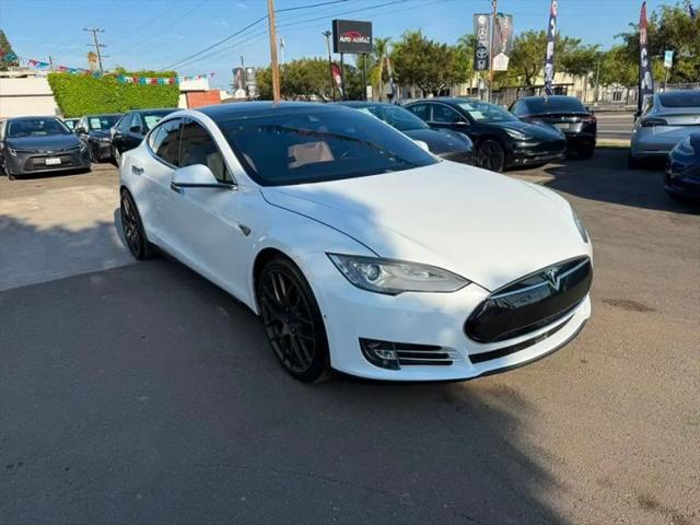 2015 Tesla Model S 85D