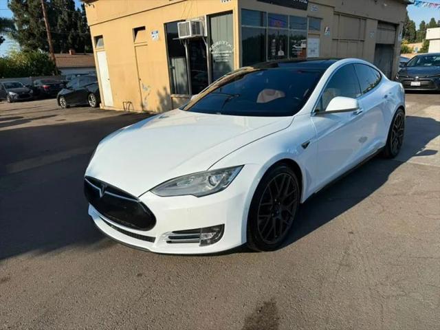 2015 Tesla Model S 85D