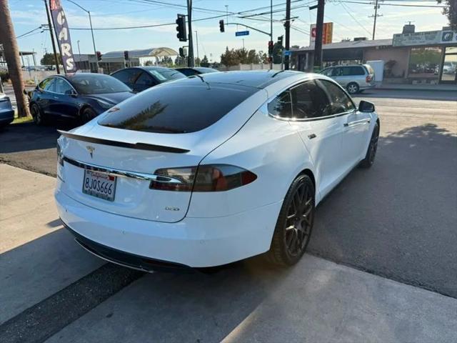 2015 Tesla Model S 85D