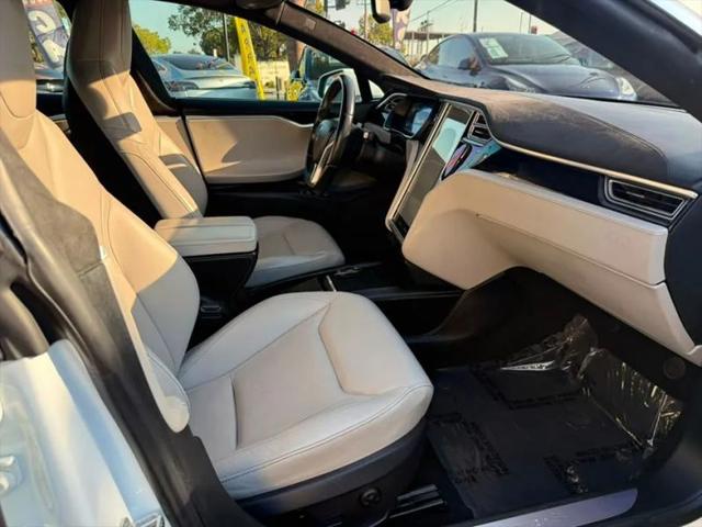2015 Tesla Model S 85D
