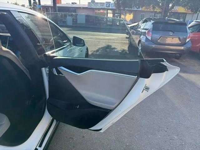 2015 Tesla Model S 85D