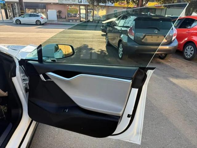 2015 Tesla Model S 85D
