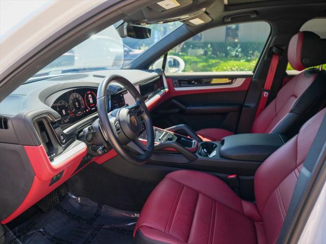 2024 Porsche Cayenne Base