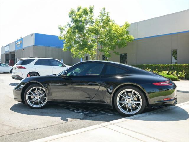 2017 Porsche 911 Carrera