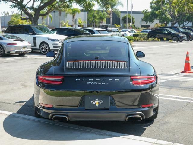 2017 Porsche 911 Carrera