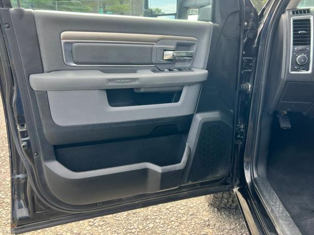2018 Ram 1500 Big Horn Crew Cab 4x4 57 Box
