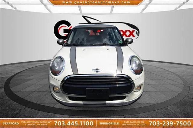2017 MINI Hardtop Cooper