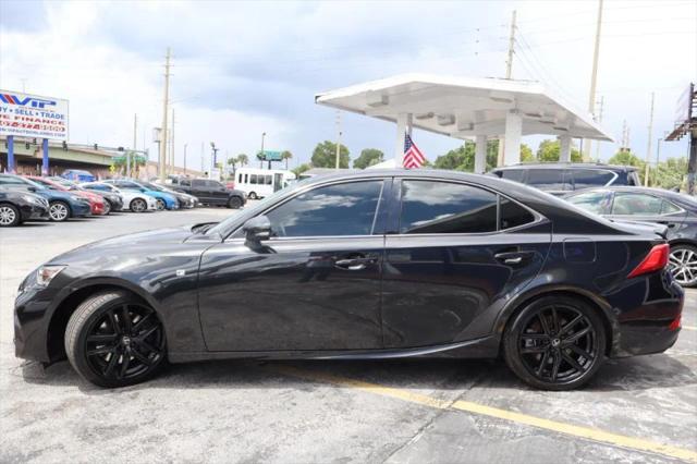 2017 Lexus IS 200t 200t