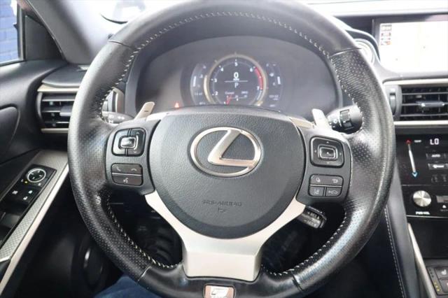 2017 Lexus IS 200t 200t
