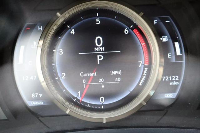 2017 Lexus IS 200t 200t