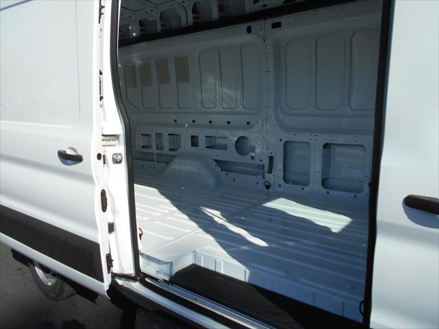 2027 Ford Transit Cargo Van Base